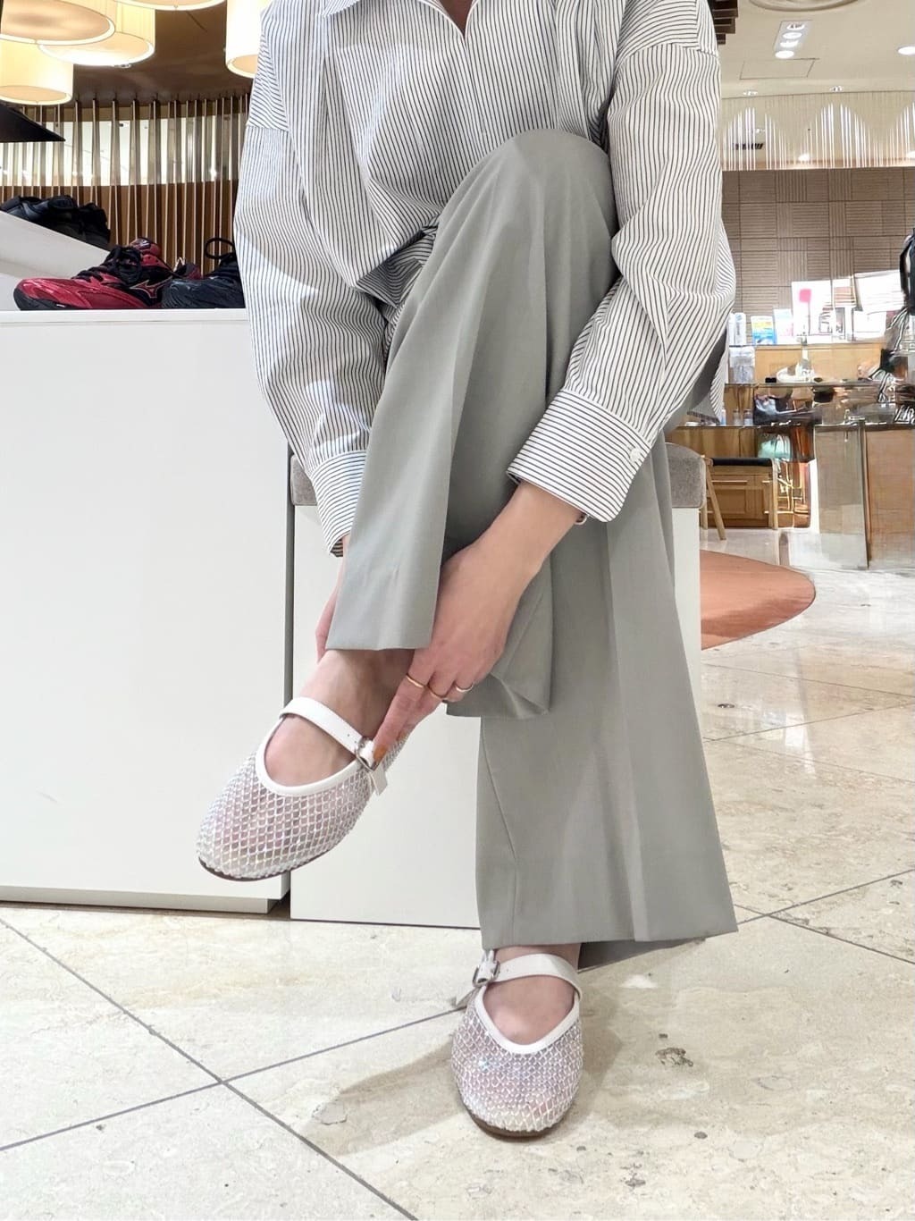 預購┃Odette É Odile 圓頭水鑽瑪莉珍鞋 白色