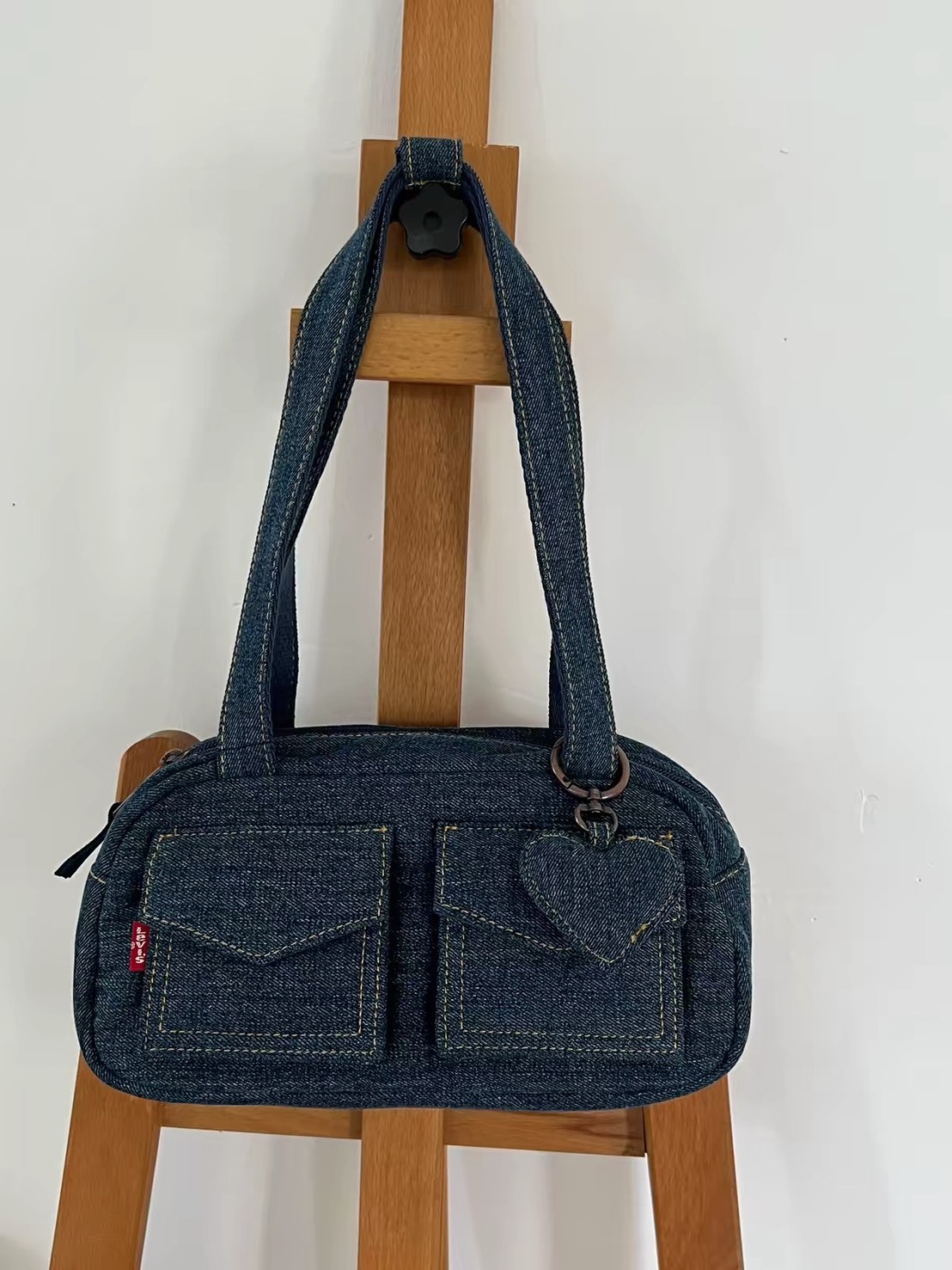 Levis 牛仔包車縫線 單肩包