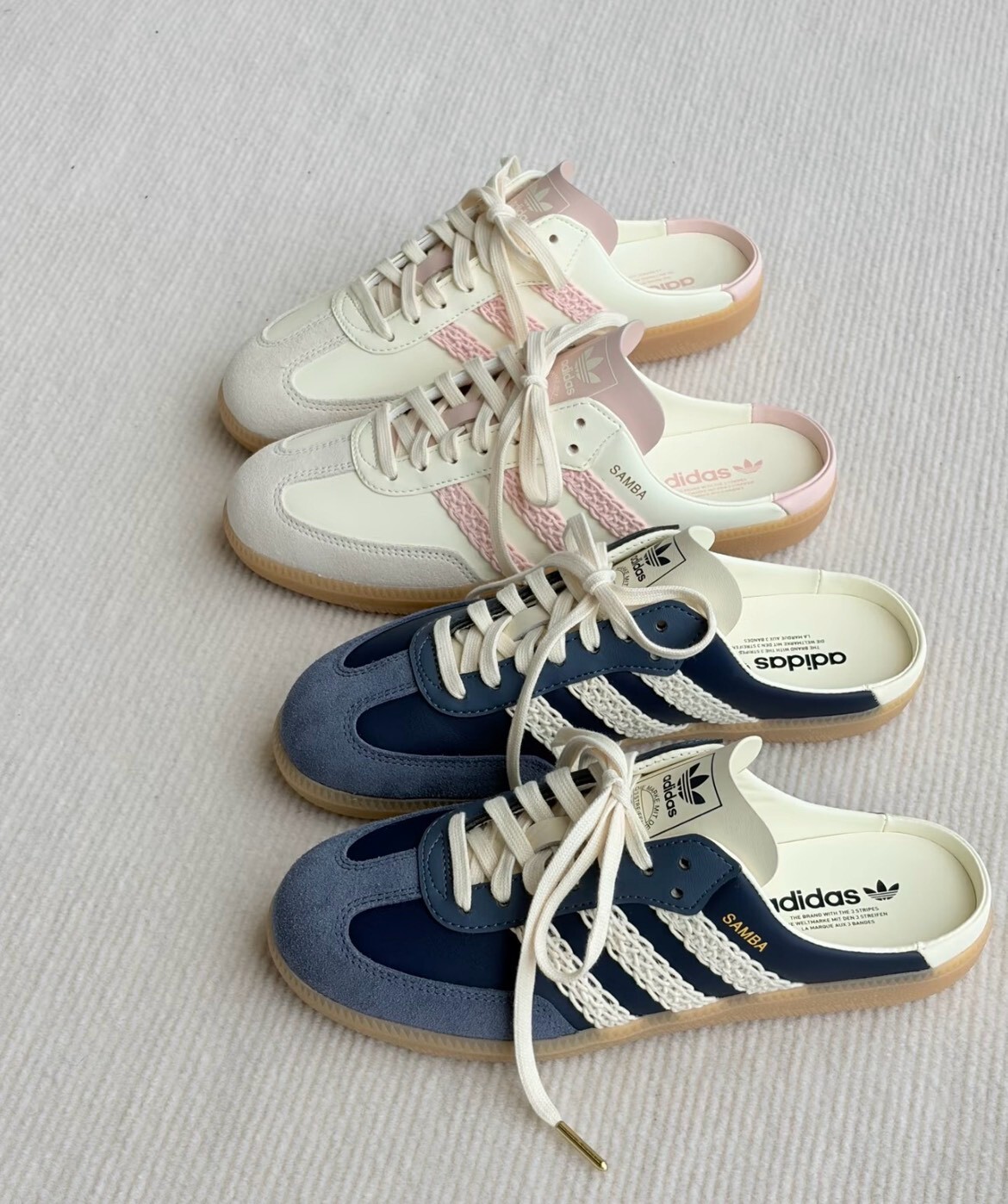 【Luxury】Adidas愛迪達 三葉草2026 秋季新品 T頭鞋 SAMBA 森巴 休閒 半拖鞋 穆勒鞋 MULE 鬆弛感拖鞋 草莓牛奶 櫻花粉 深藍 牛仔藍 HP5052 HP5053