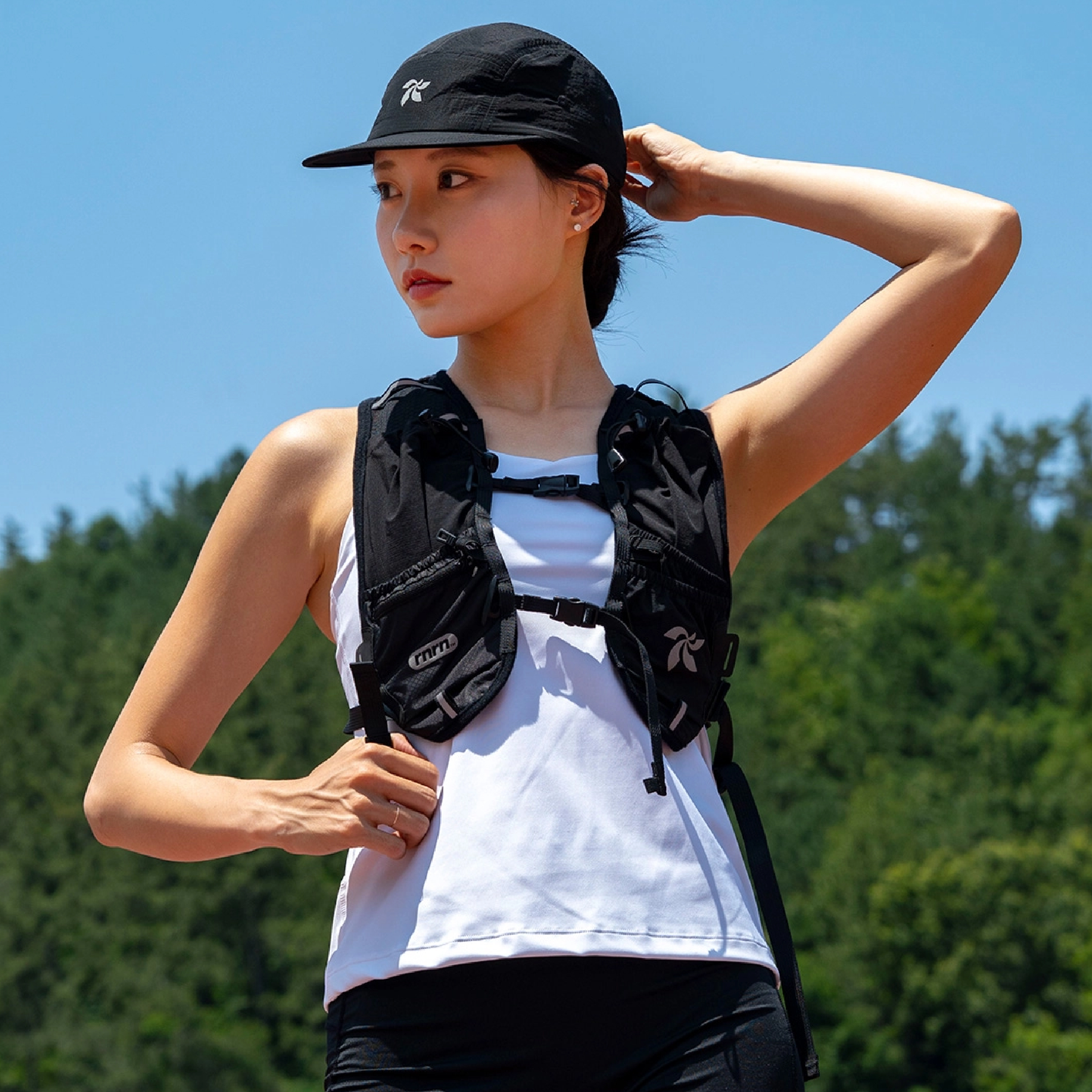 rnrn Crew Vest