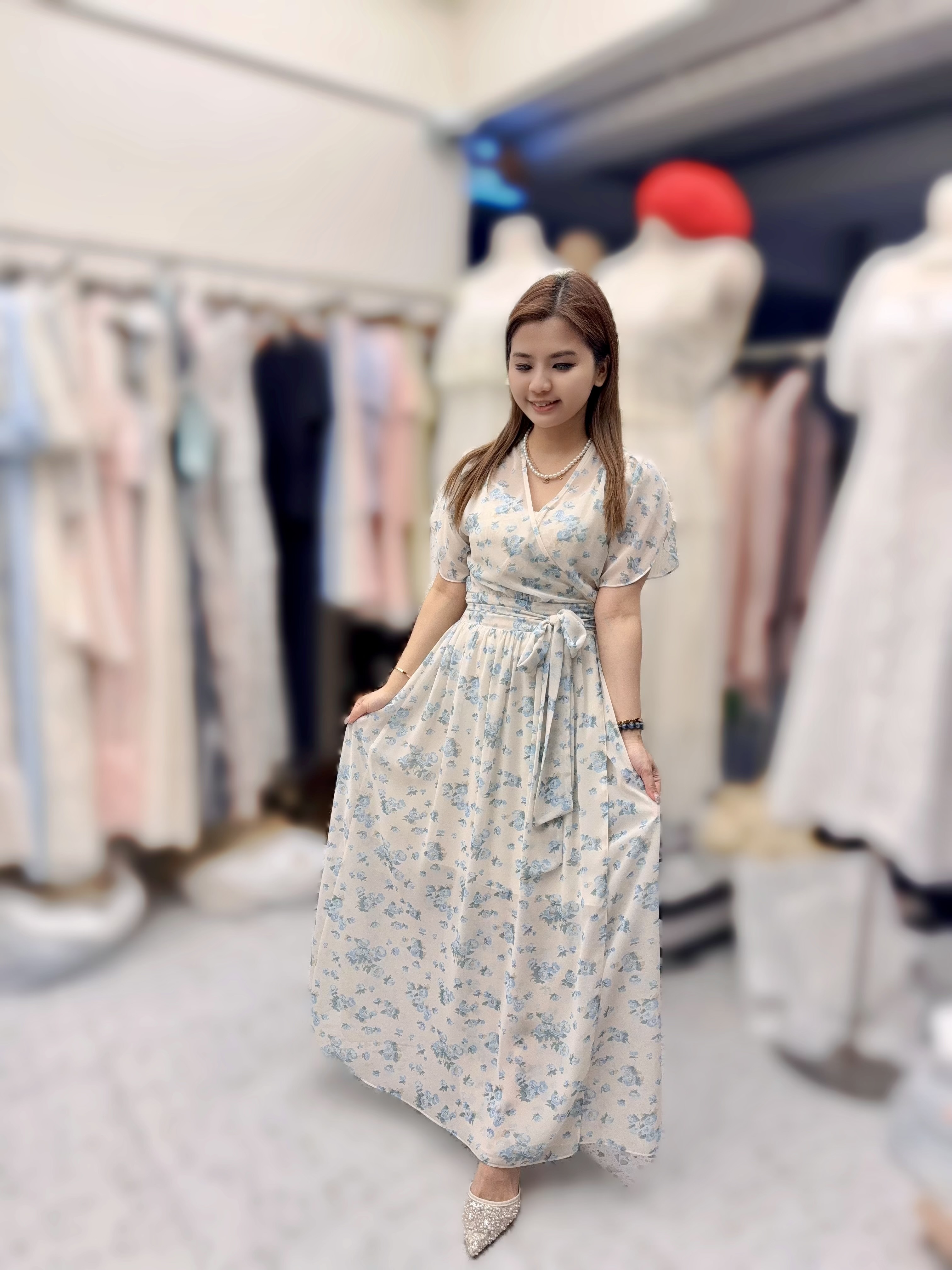 【限量】花花連身裙  CT58 胸40  腰31  hip50  長51 $799