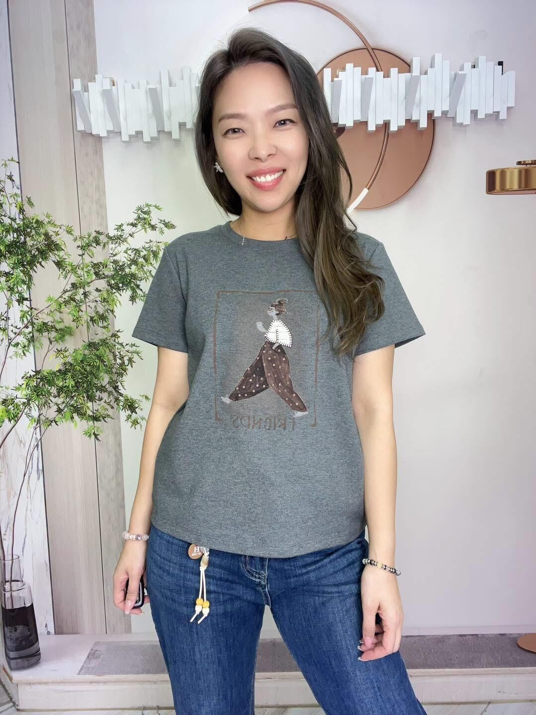 Mar 牌子 女仔圖案top~183L