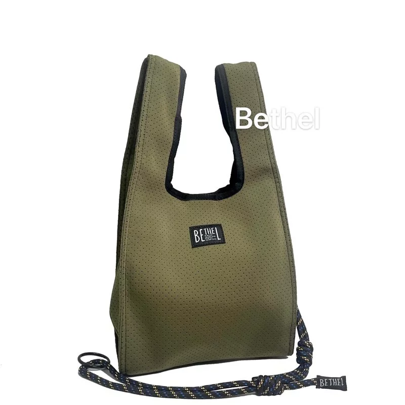 DB042 Bethel 背心兩用袋 W26 x H46cm