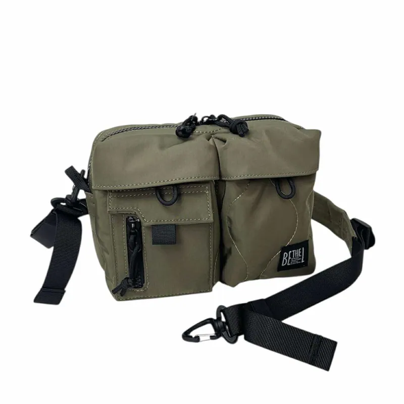 DB037 Bethel 雙口袋斜背包 W22 x D6 x H16CM