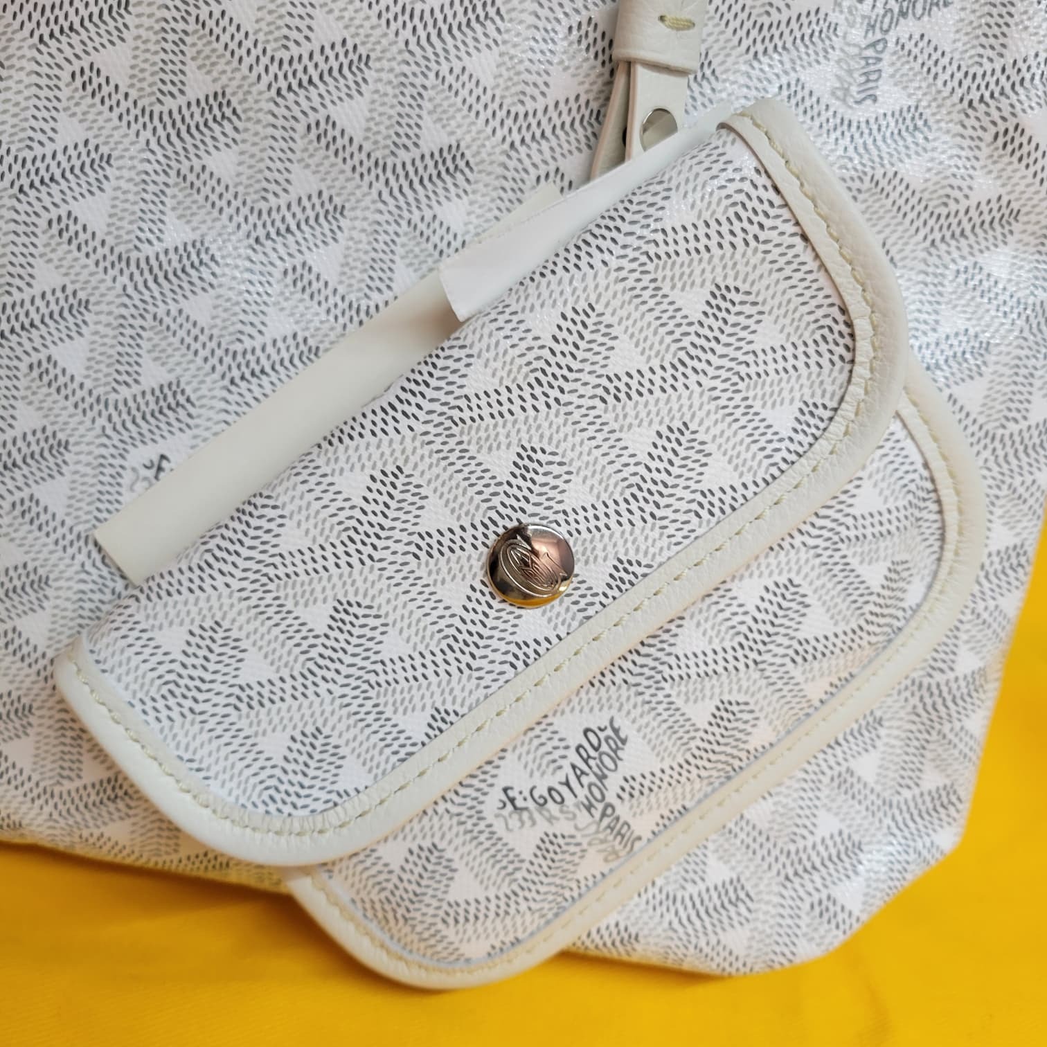 Goyard mini hobo BLANC 白色