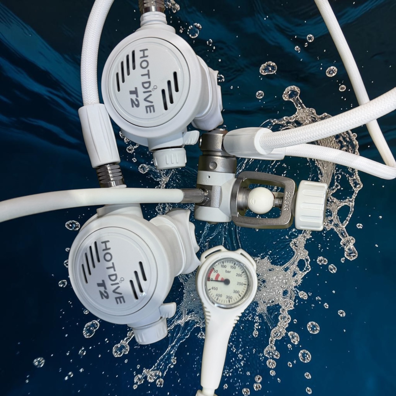 HOTDIVE T2進口全白調節器 (特別套裝組）主用一級頭+二級頭+備用二級頭+單表(不含bc管)
