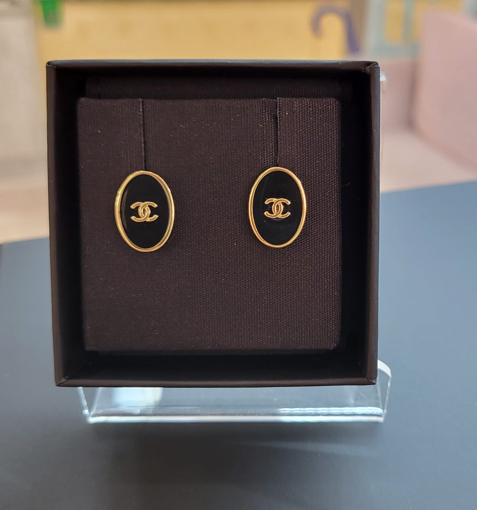 CHANEL AB1050 CIRCLE BLACK EARRINGS