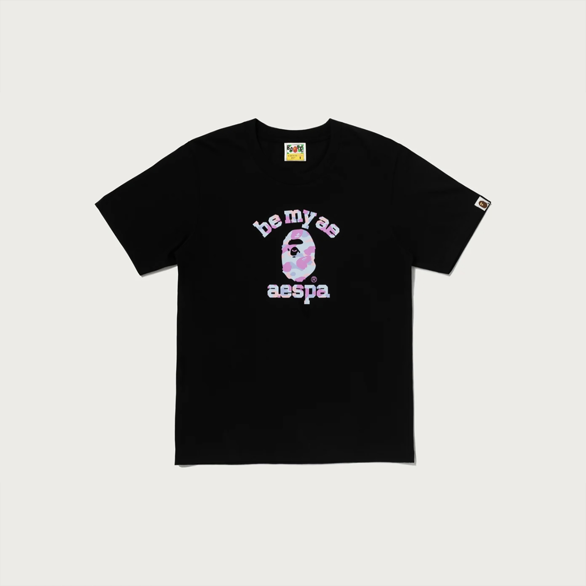 -(B3e04)-AESPA X A BATHING APE BAPE COLLEGE TEE RELAXED FIT 聯名款 迷彩 猿人 文字T 男款 寬鬆版-1M73110911