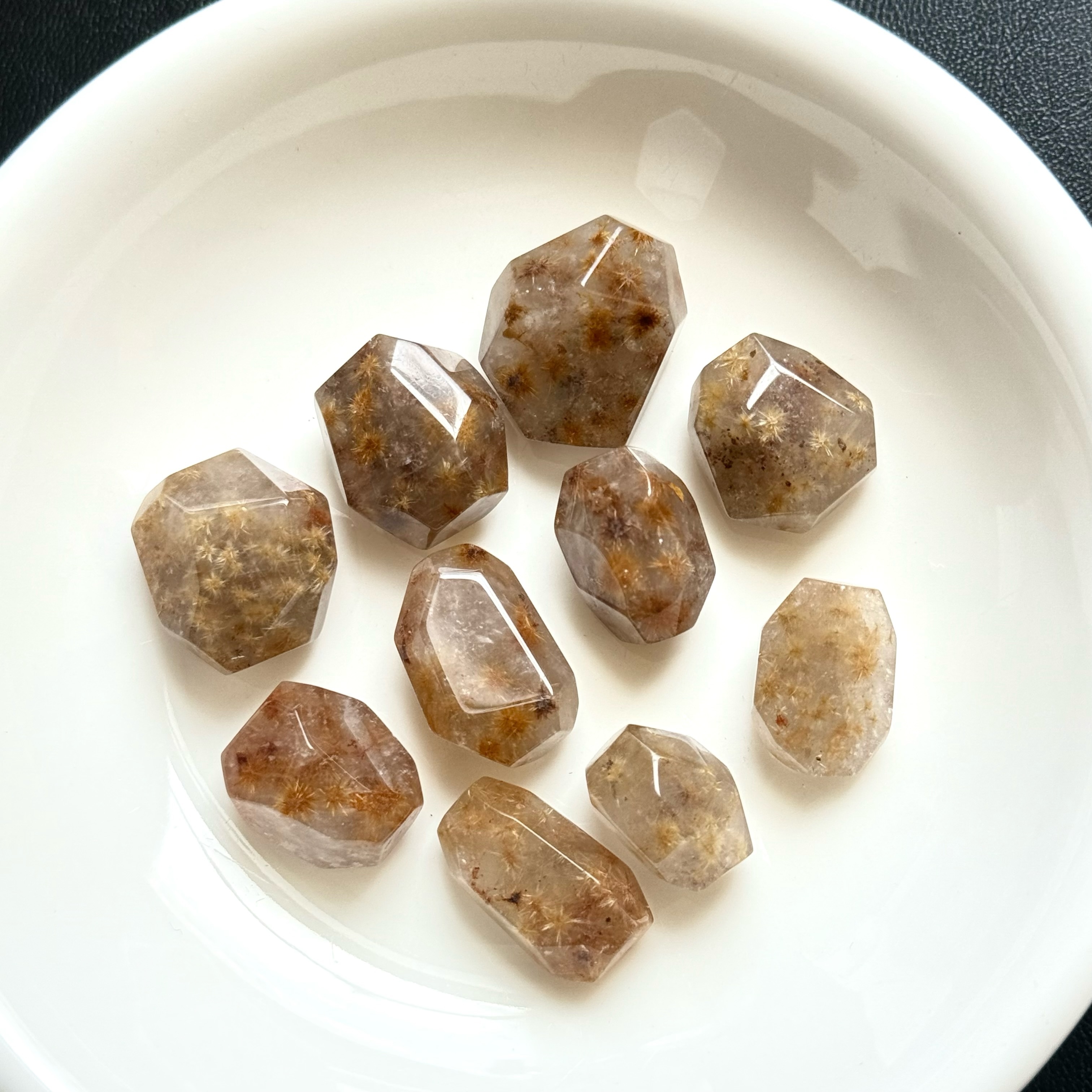 [原石] 太陽花髮晶 約 16x14x10mm