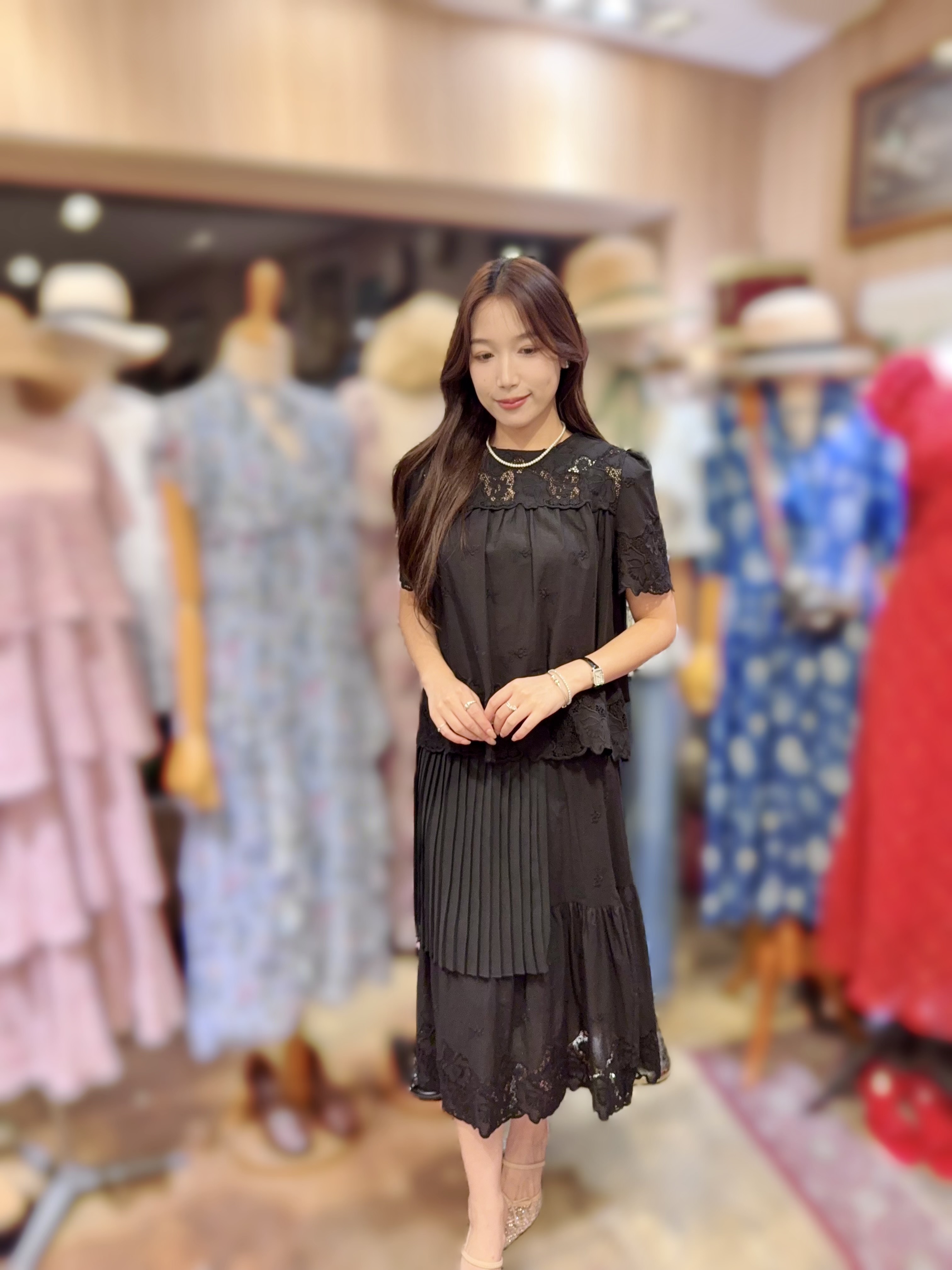 KB39  下身 橡根長裙 腰 26 -40  HIP46  長31   $679  (一口價)