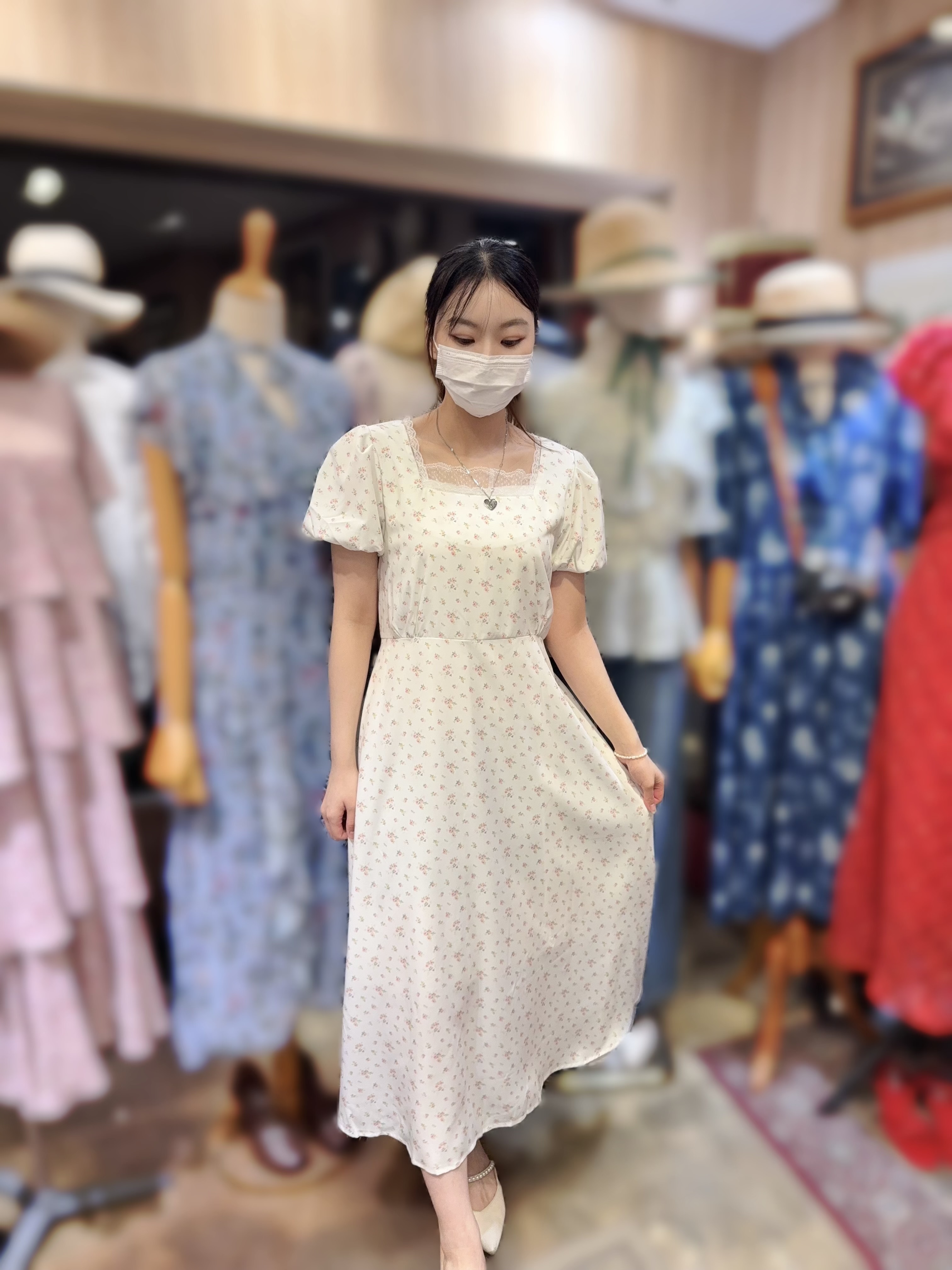 KB42  胸41  腰39    HIP 48  長48   $739