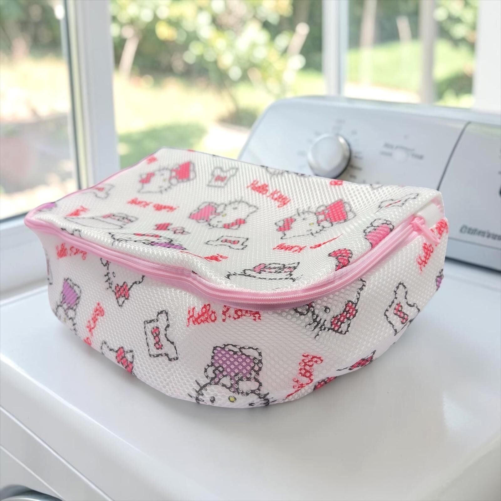 26147 Sanrio Hello Kitty 長方型洗衣袋