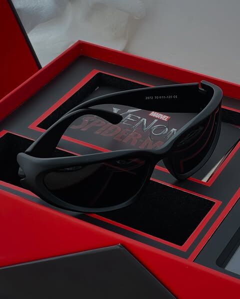 【Luxury】 MARVEL VENOM X SPIDERMAN 猛毒 蜘蛛人 情人節送禮 項鍊 墨鏡 飾品 禮盒