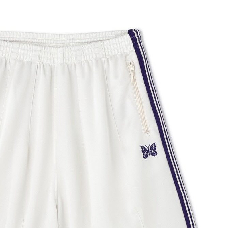 NEEDLES 別注款 H.D. TRACK PANTS SHORTS "POLY SMOOTH" 寬版短褲 刺繡蝴蝶 白紫 SX1522-IE [台灣現貨]