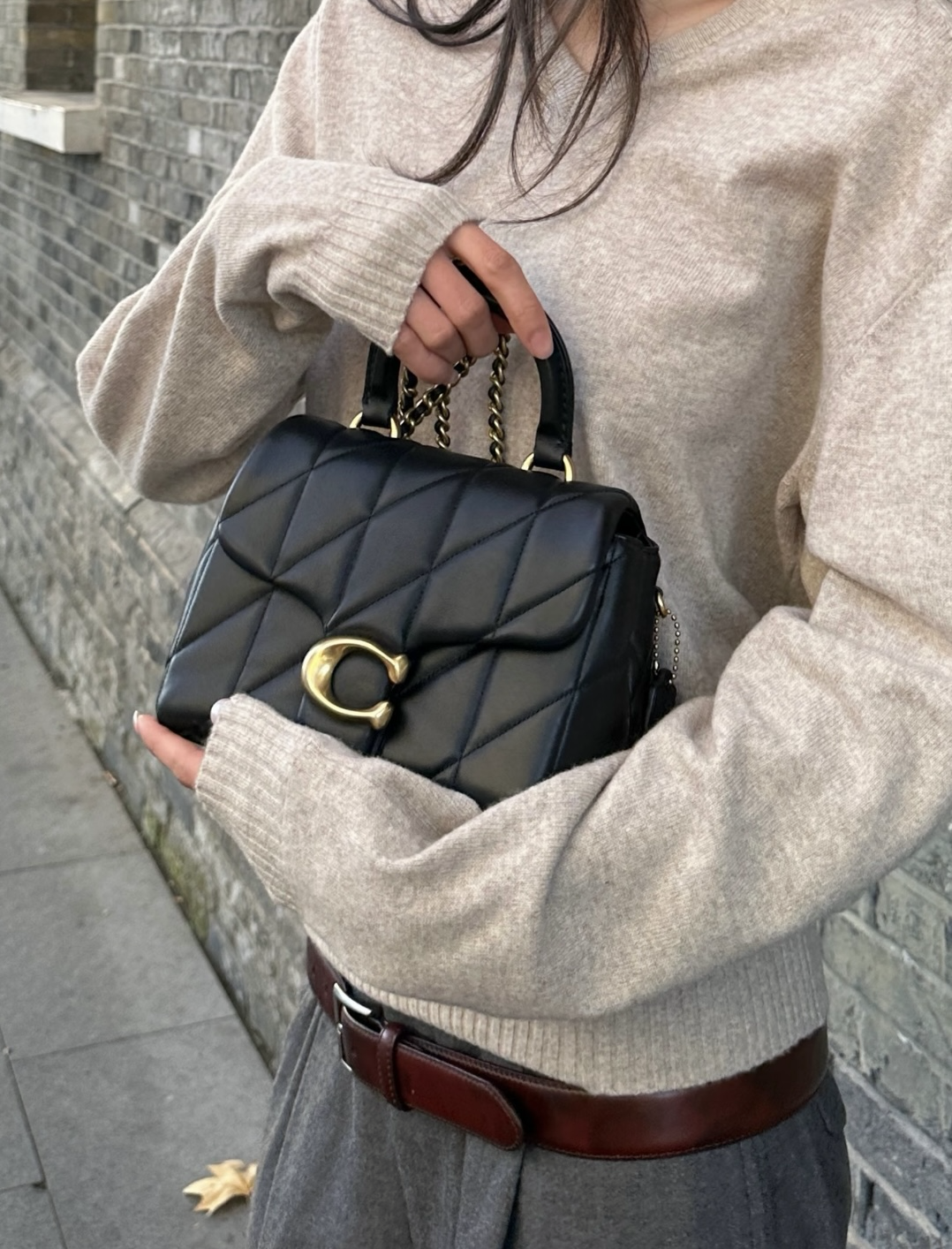 【預購】K0801889 Coach Tabby 系列羊仔皮袋