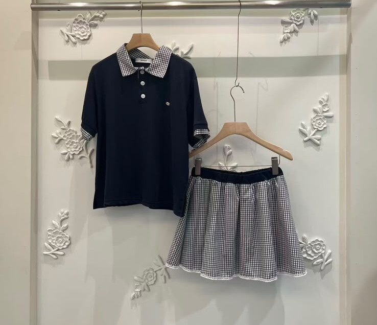【限量】BE69  [1SET] 胸44 長23    /  下身 腰25-44 HIP46 長15 $699