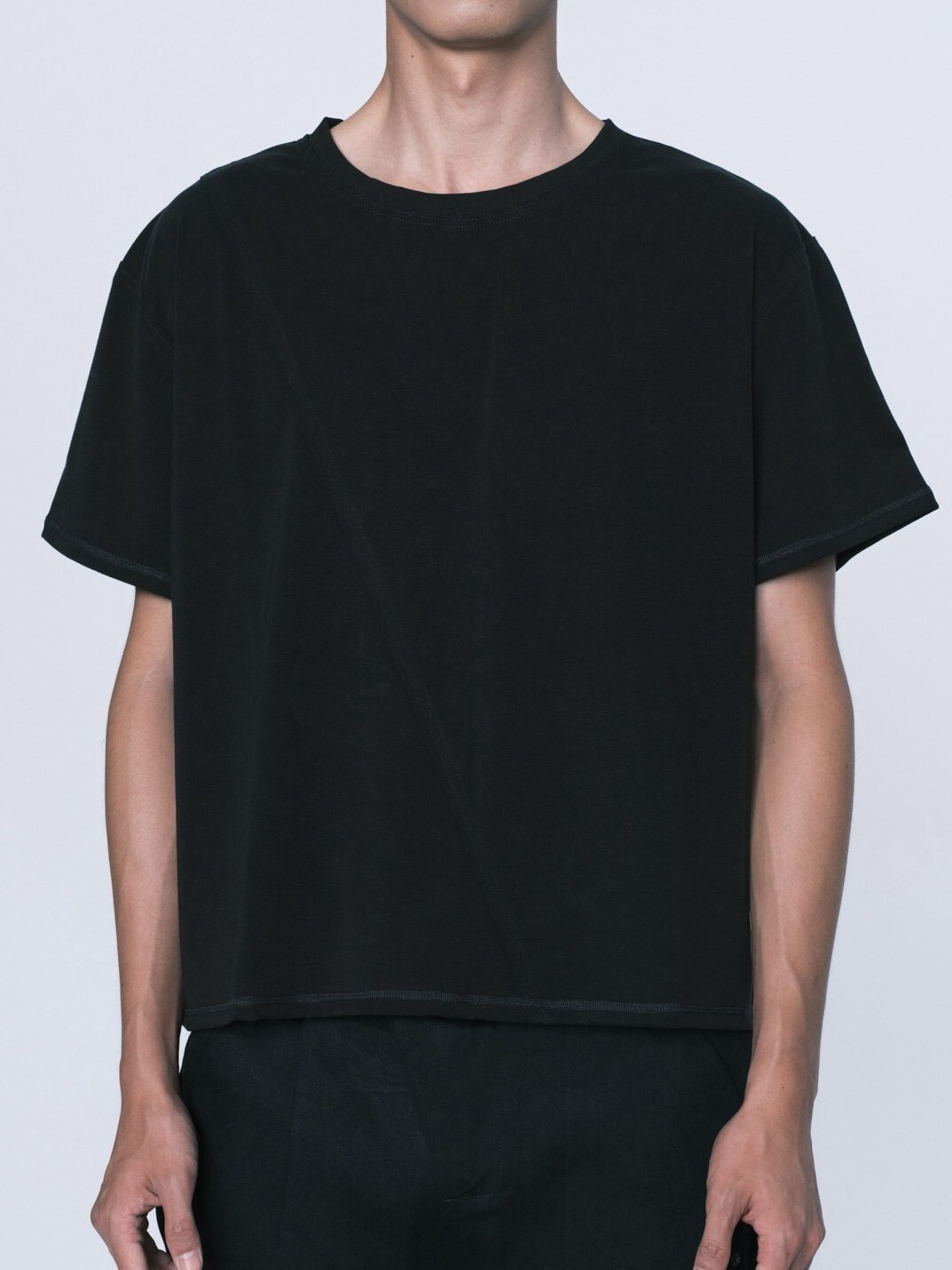 RE VER'S 解構壓線黑色貼布涼感短袖 Patched Black T-shirt