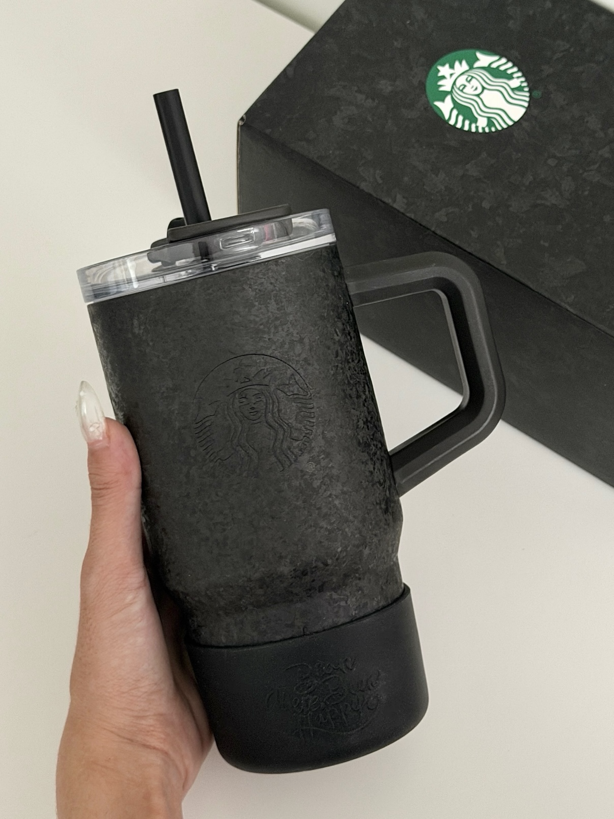 (預購）STARBUCKS 星巴克 醇鈦系列 吸管冰霸杯 水壺 水杯 620ml