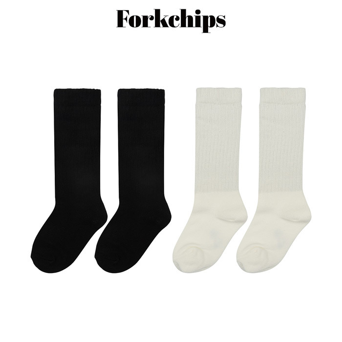 正韓秋FORK CHIPS 經典黑白中筒襪