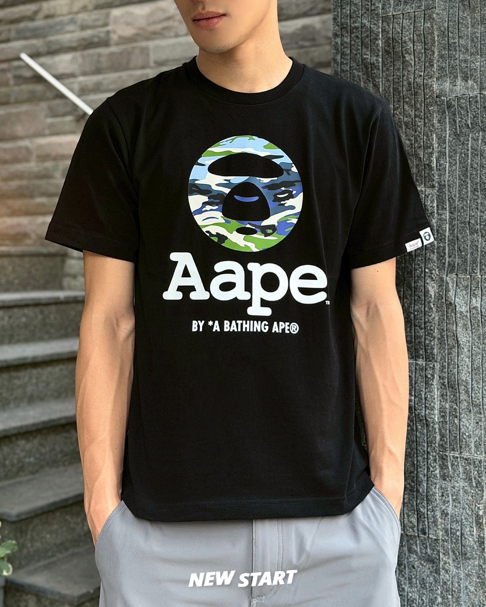 AAPE 彩色迷彩猿猴字母 短袖上衣 短T