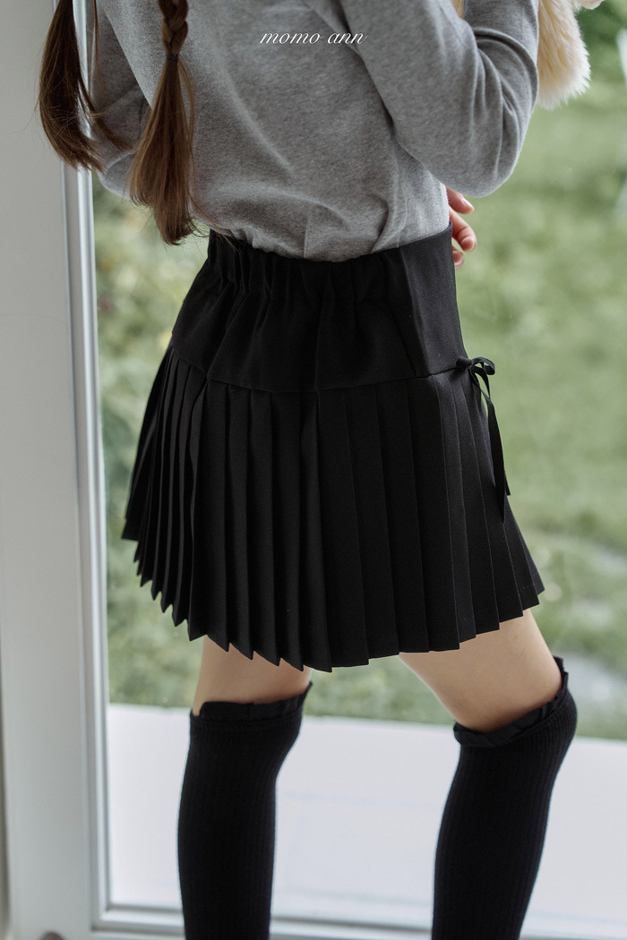 正韓秋momoann 學院風黑色百褶裙