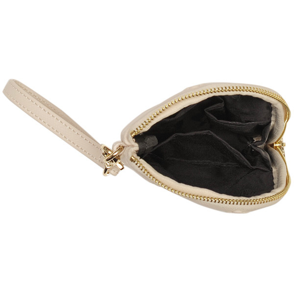 MARY QUANT / Simple Embossed Daisy Multi Pouch