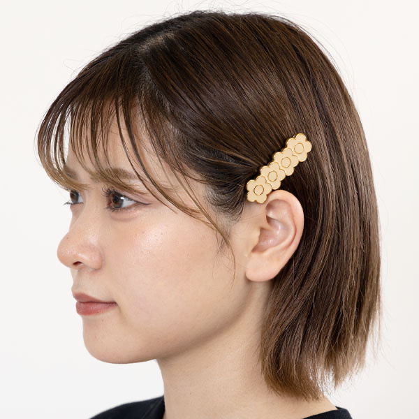 MARY QUANT / 4 Daisy Epoxy Alligator Clips