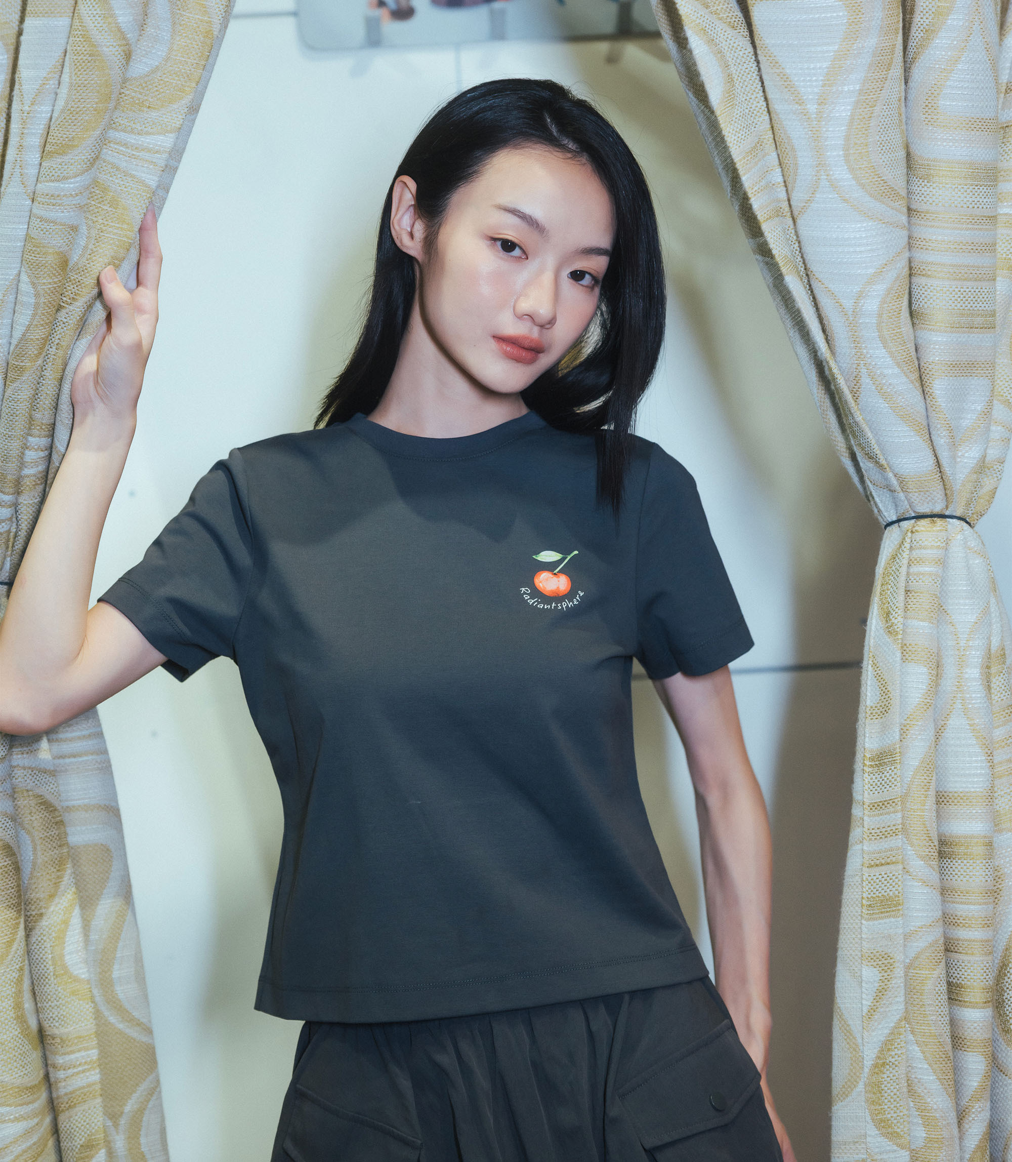 Radiantsphere 女款 櫻桃圖騰上衣