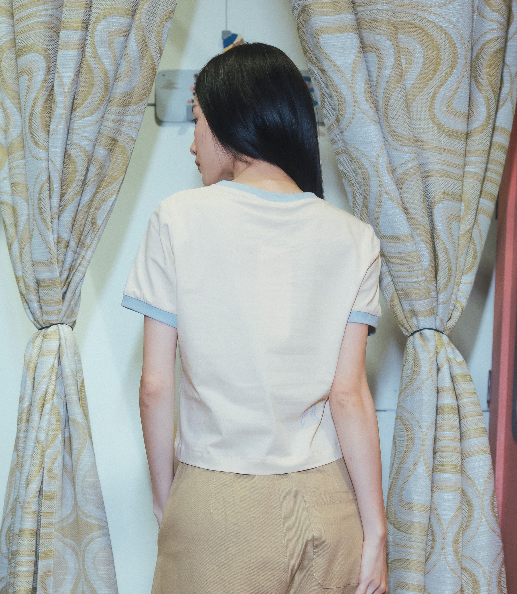Radiantsphere 女款 刺繡圖騰上衣