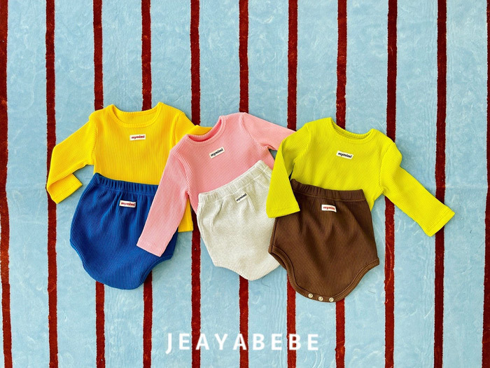 正韓秋Jeaya 嫩嬰三色飽和鮮豔包屁褲