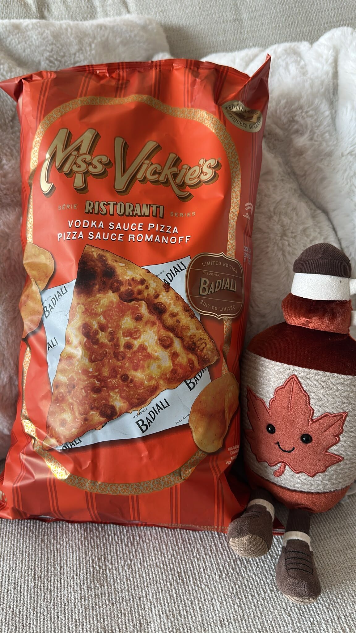 UU34 Miss Vickie's 限定版知名餐廳 (Pizzeria Badiali)  pizza 味薯片 572g **到期日: 約 2026/10