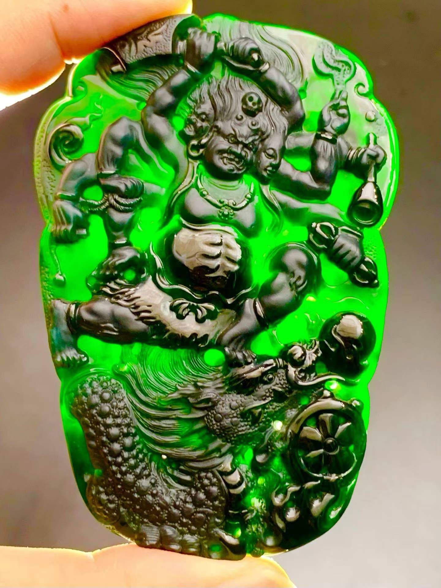 7225964 翡翠墨翠六臂大黑天菩薩