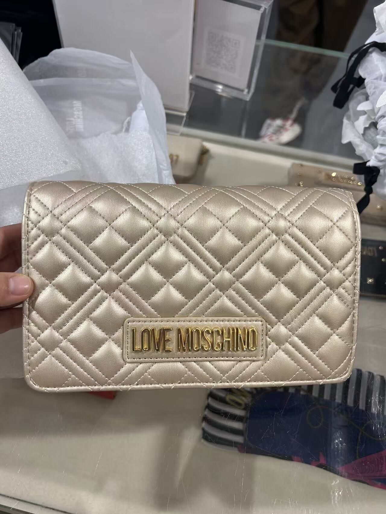 LYS02209 Love Moschino 菱格Woc 香檳金色