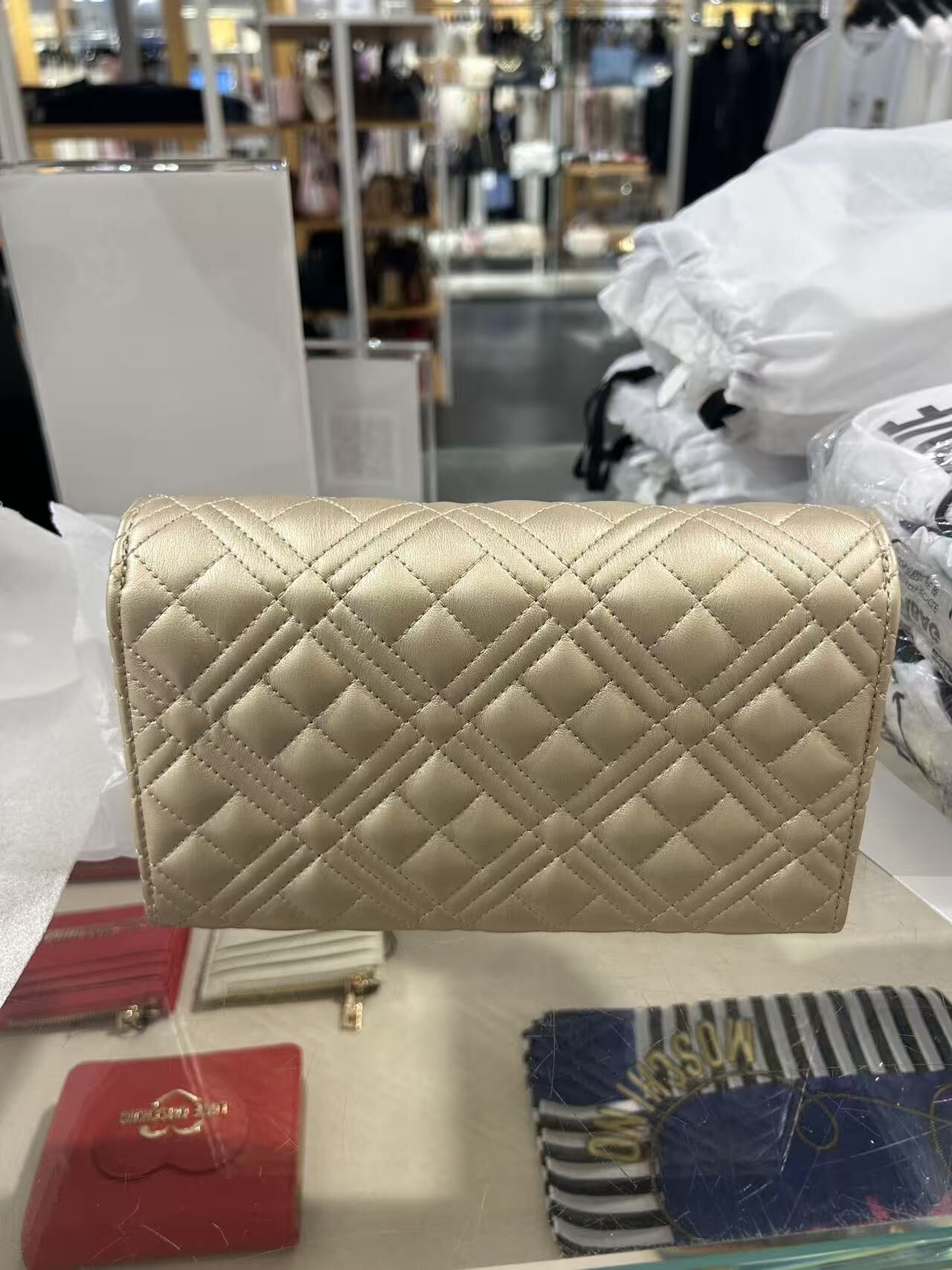 LYS02209 Love Moschino 菱格Woc 香檳金色