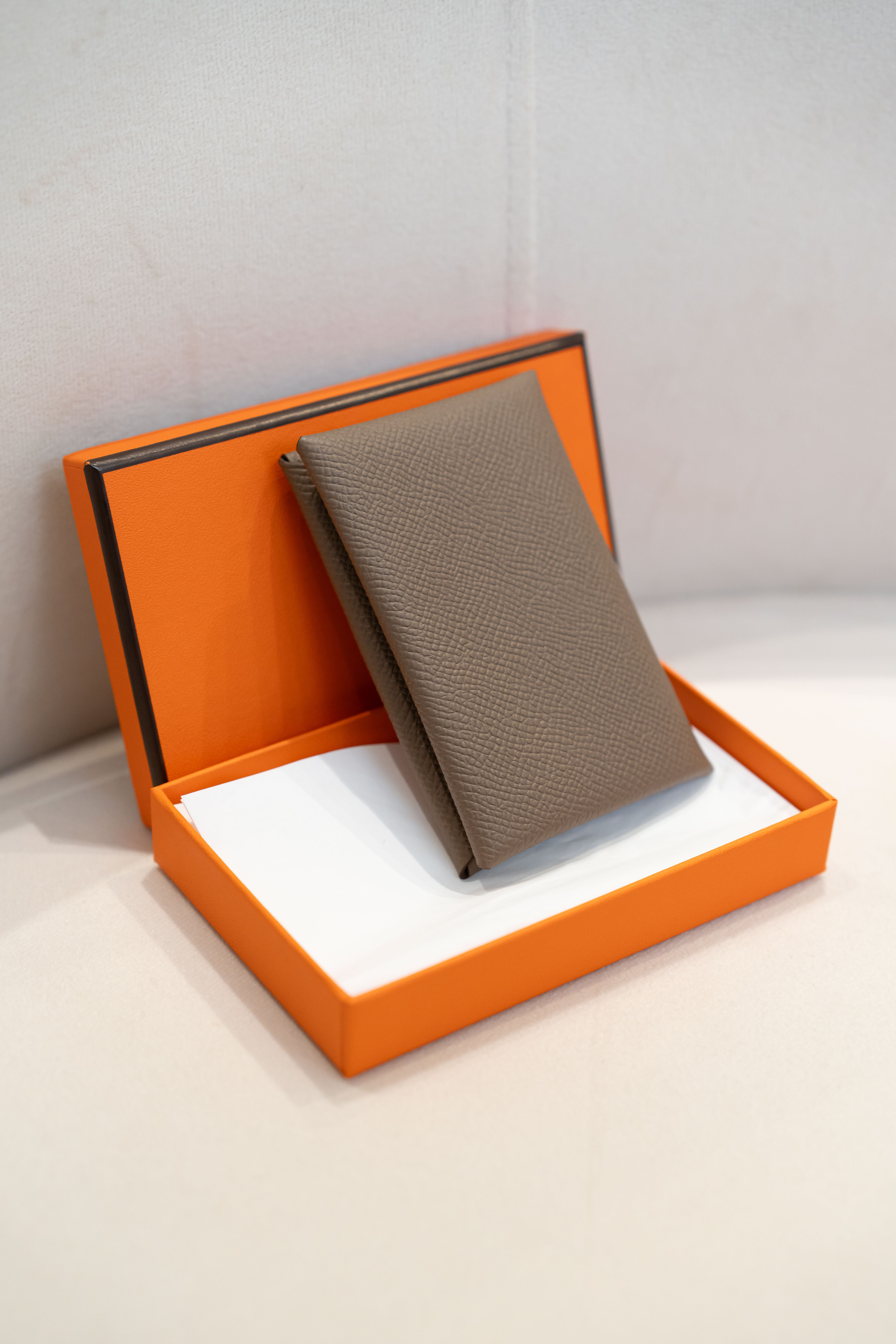【全新閒置】Hermes Calvi Duo Compact card holder 大象灰 Étoupe
