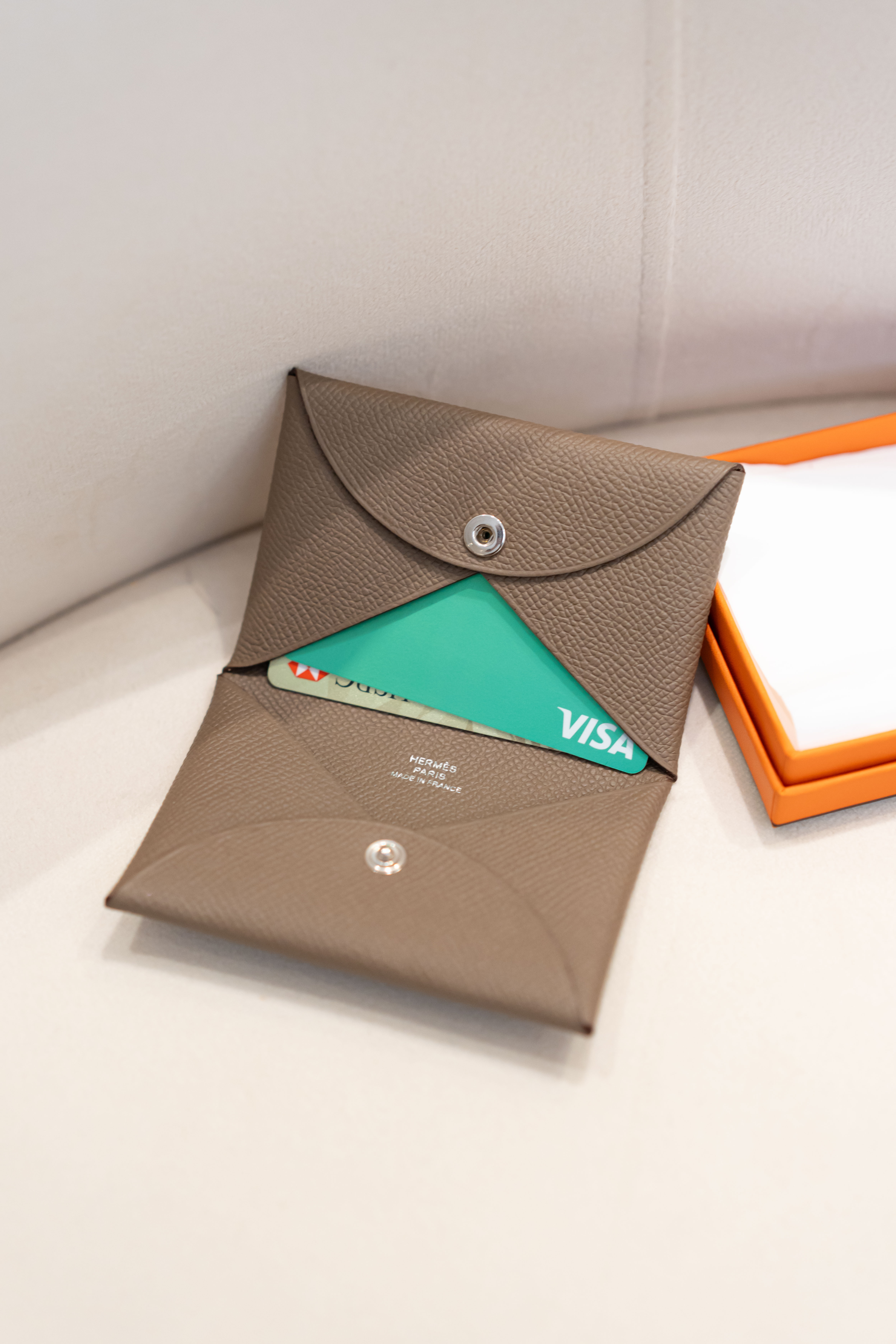 【全新閒置】Hermes Calvi Duo Compact card holder 大象灰 Étoupe