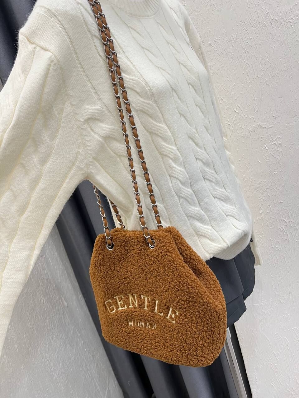 Premium Gw Furry Bag