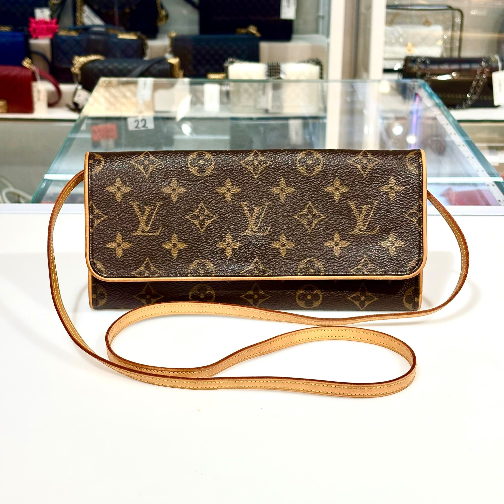 98%NEW二手LV POCHETTE TWIN GM 啡色帆布Monogram #香榭站正品