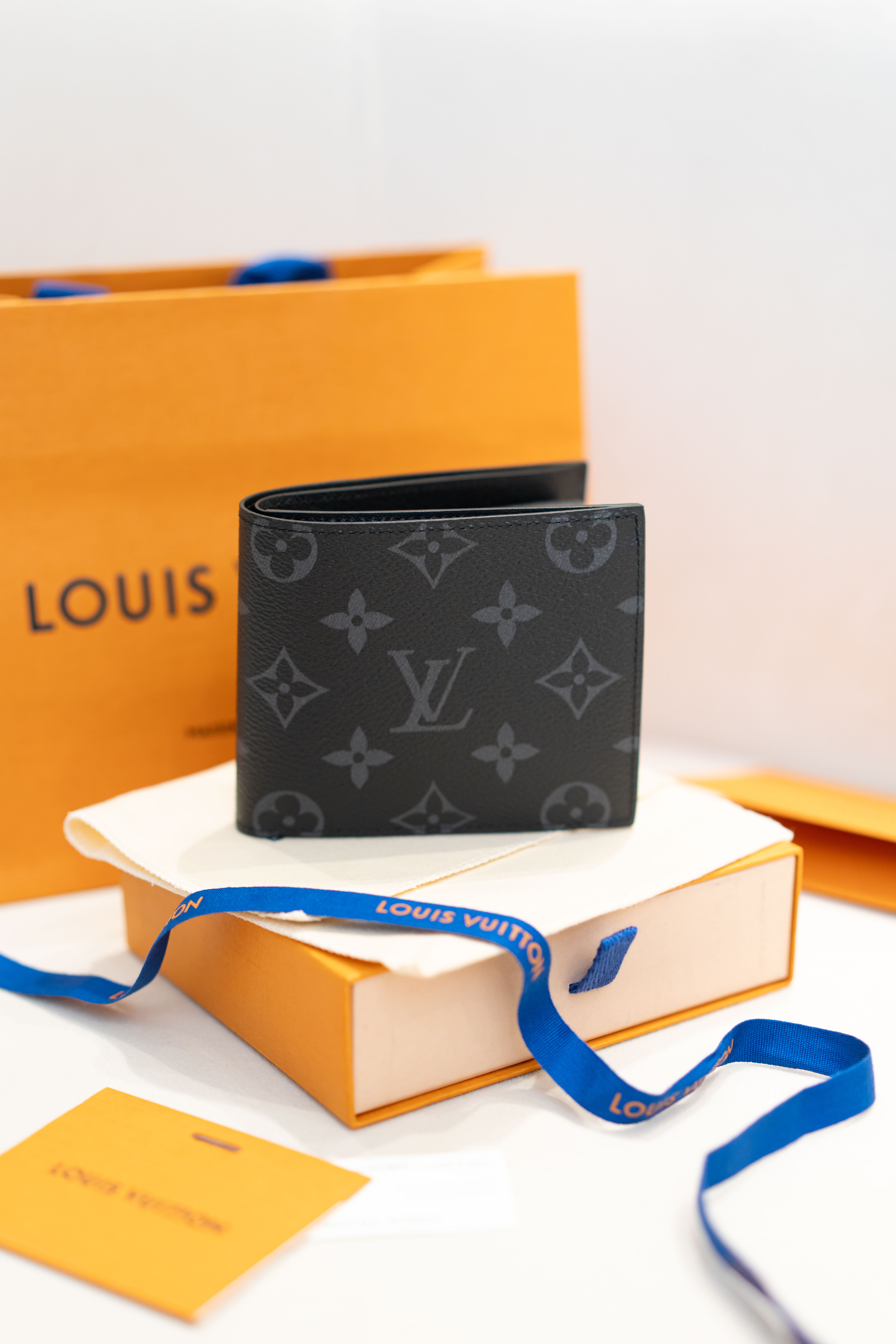 Louis Vuitton LV Monogram Eclipse銀包 黑色