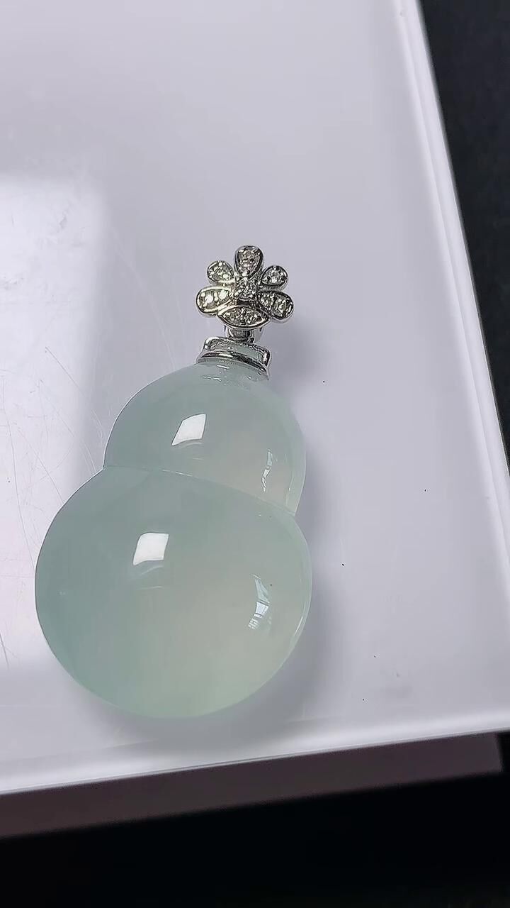 722326 翡翠冰膠葫蘆