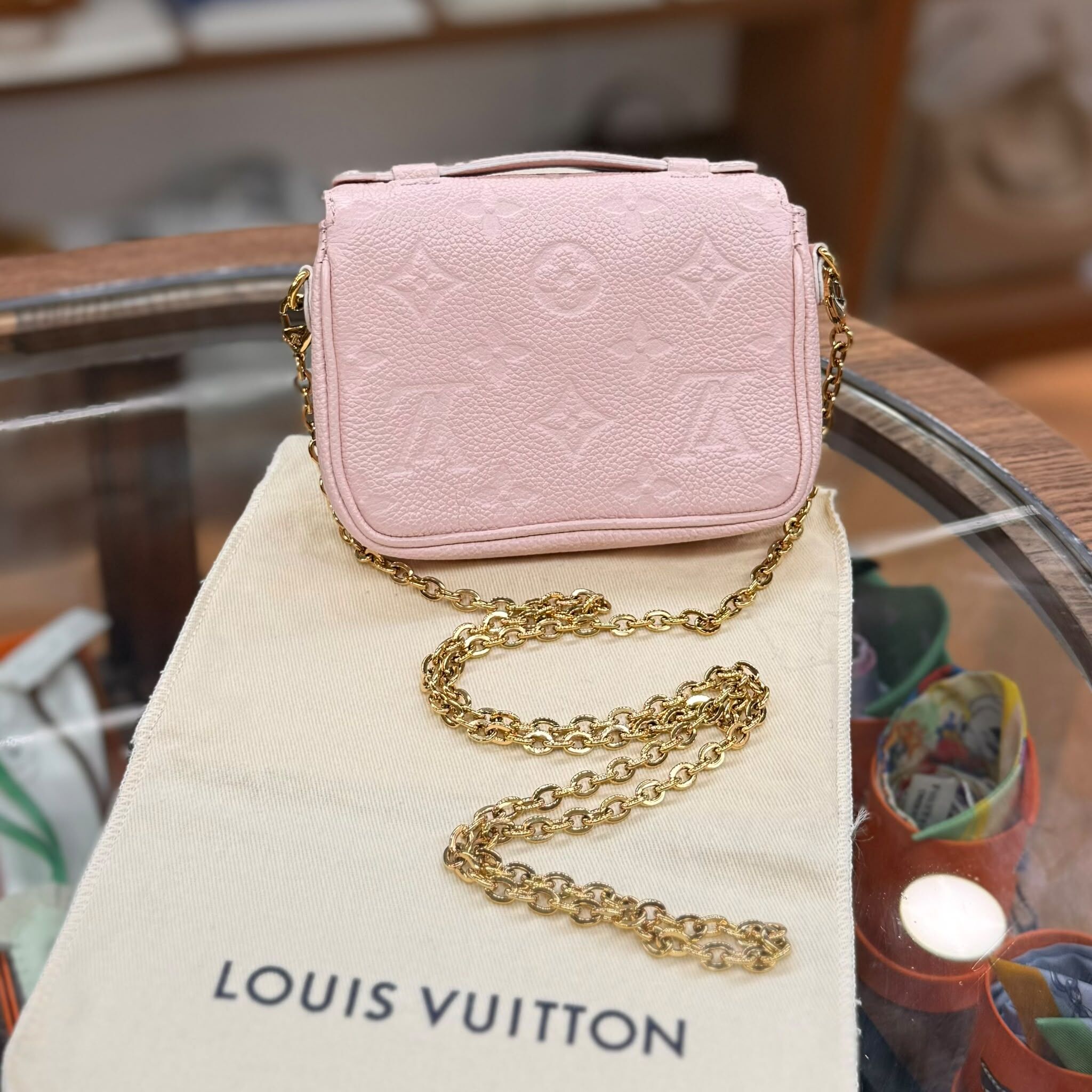 92%NEW USED LV MICRO METIS 櫻花粉迷你郵差包 芯片款 M81389
