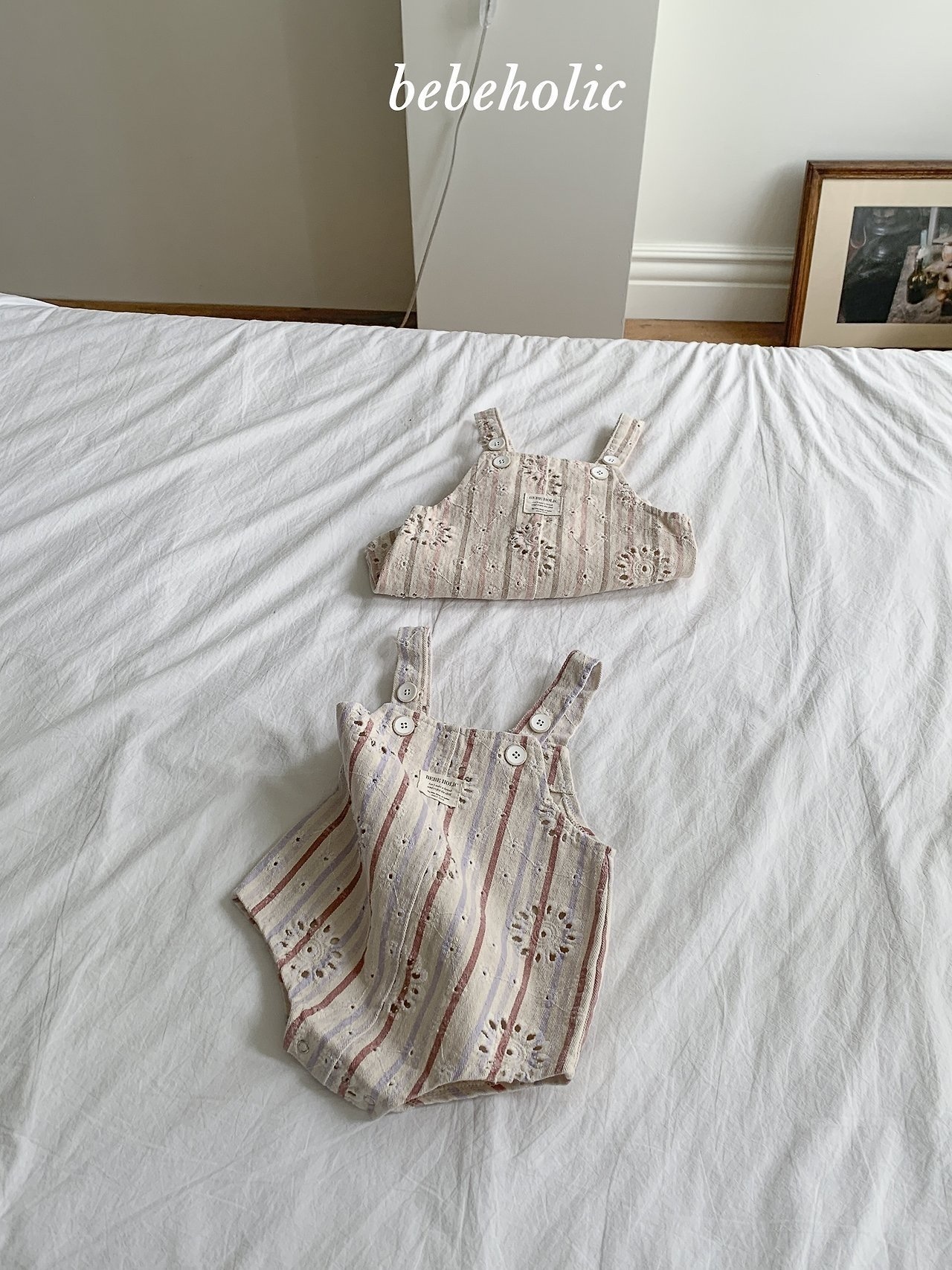 BEBE HOLIC Deli Suspender Suit