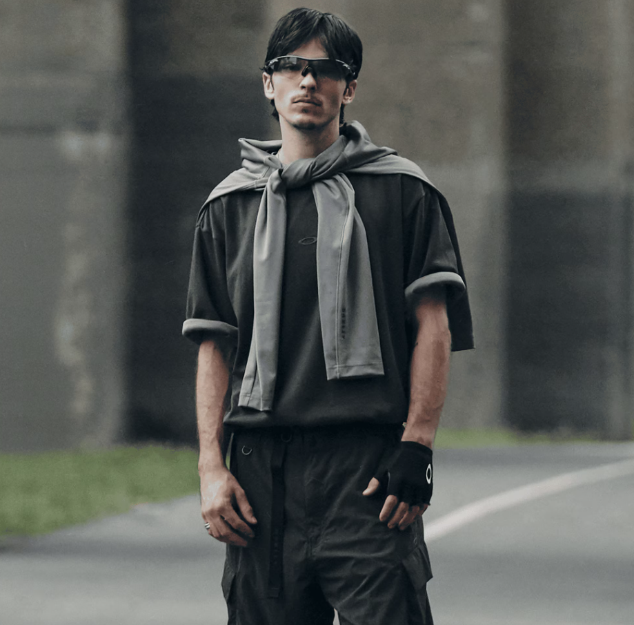 Oakley X Hypegolf 聯名Driven Tee