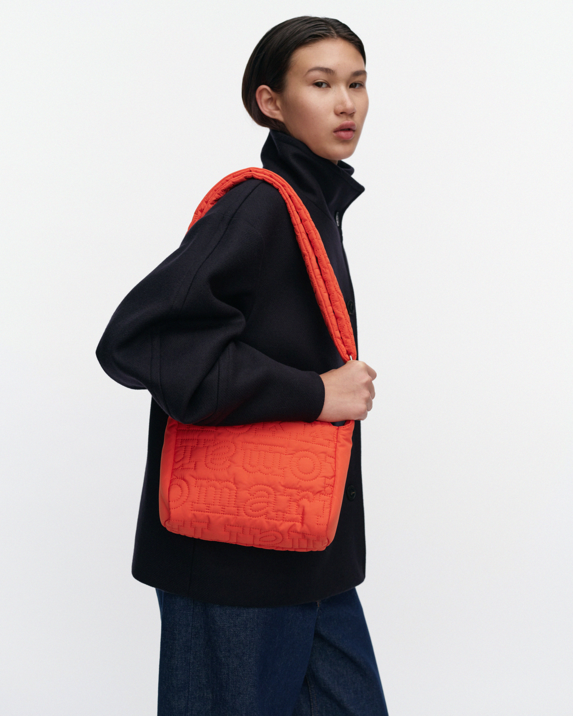 Joy Crossbody S Logo 肩背包