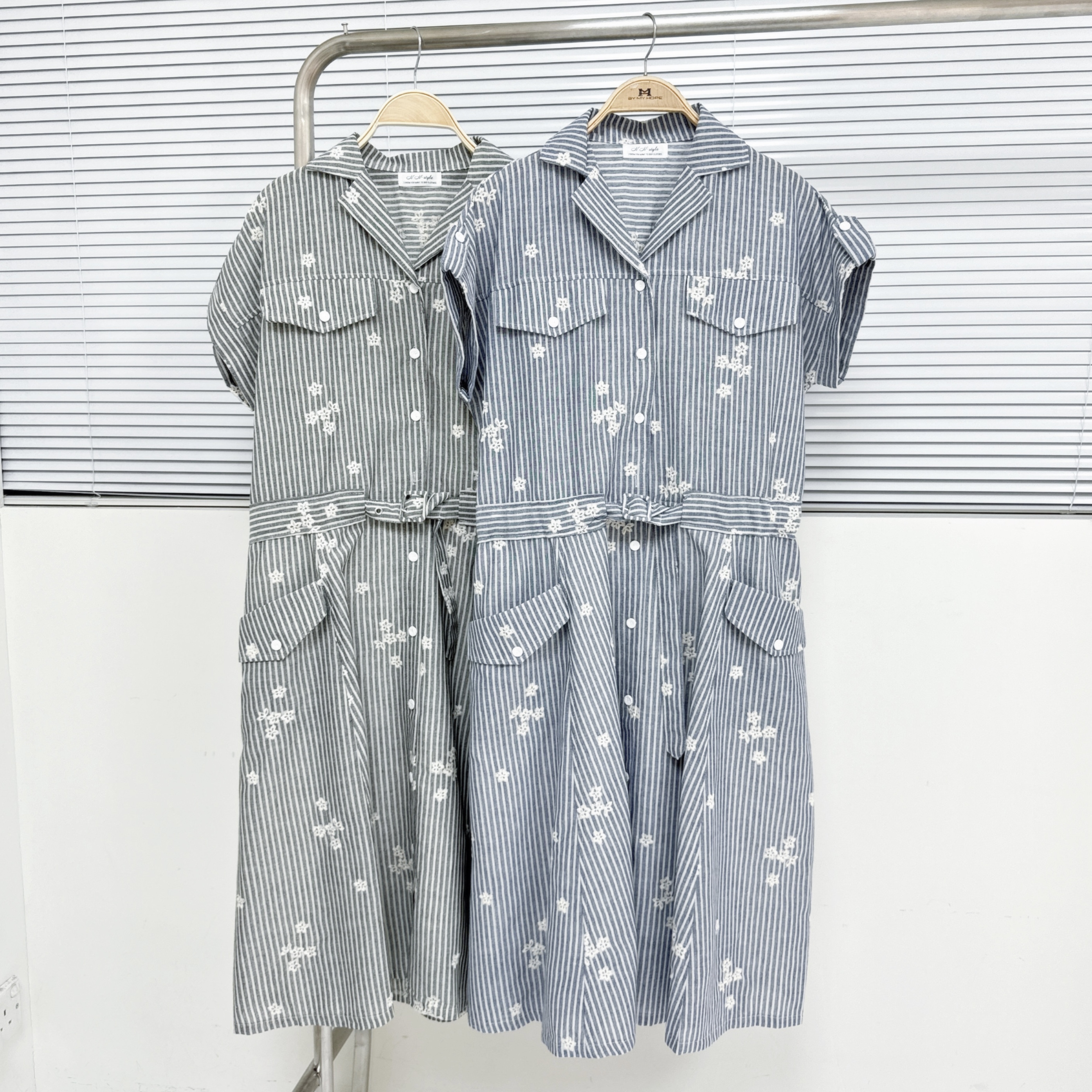 【廠家制】條子繡花仔短袖OPS (A26-A27)