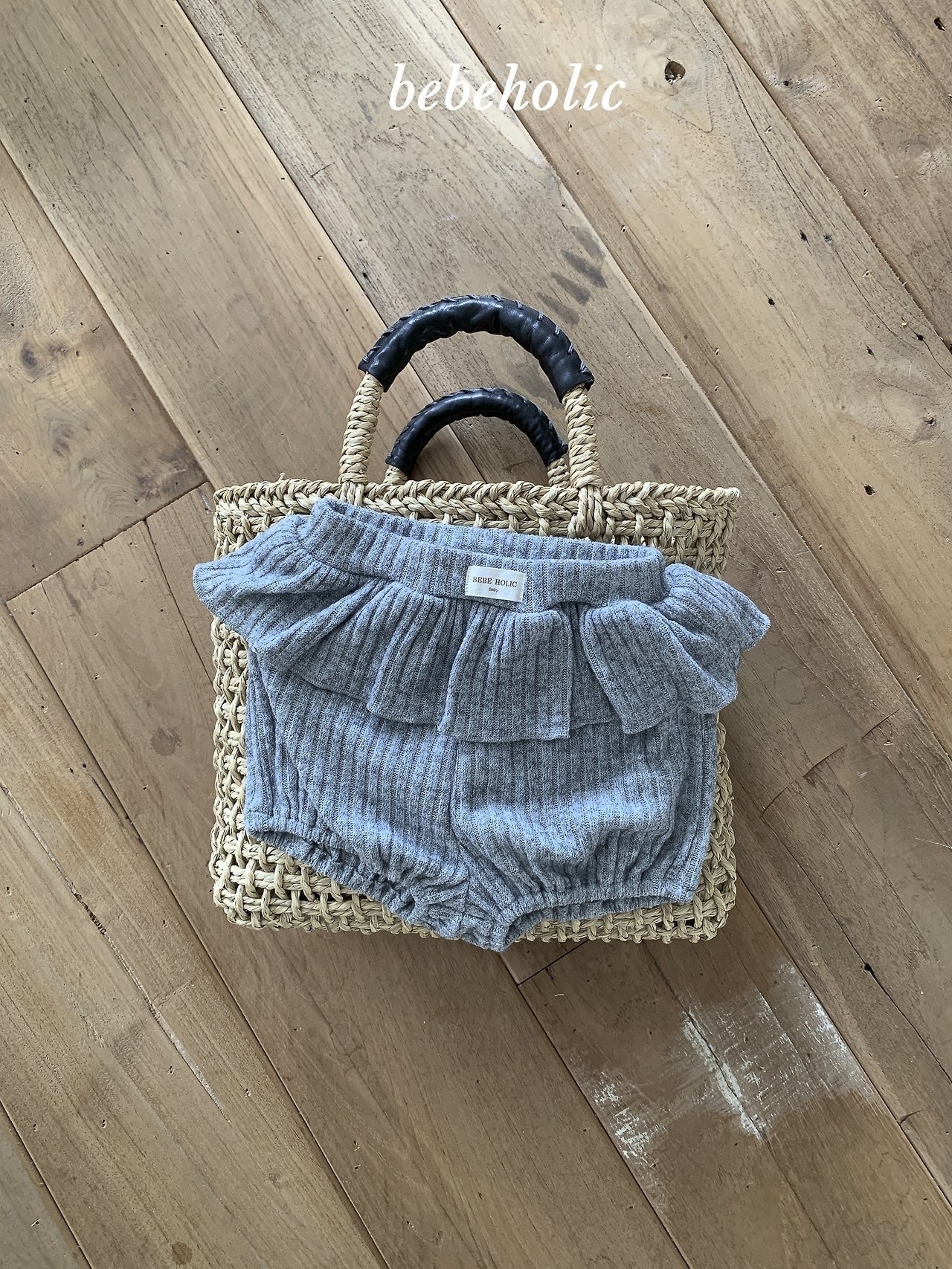 BEBE HOLIC Bibi Frill Pants