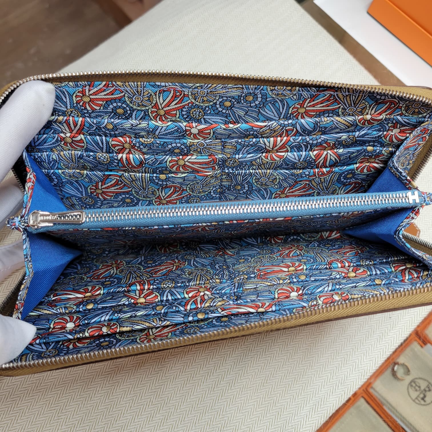 HERMES Silk in wallet Biscuit EPSOM 餅乾色