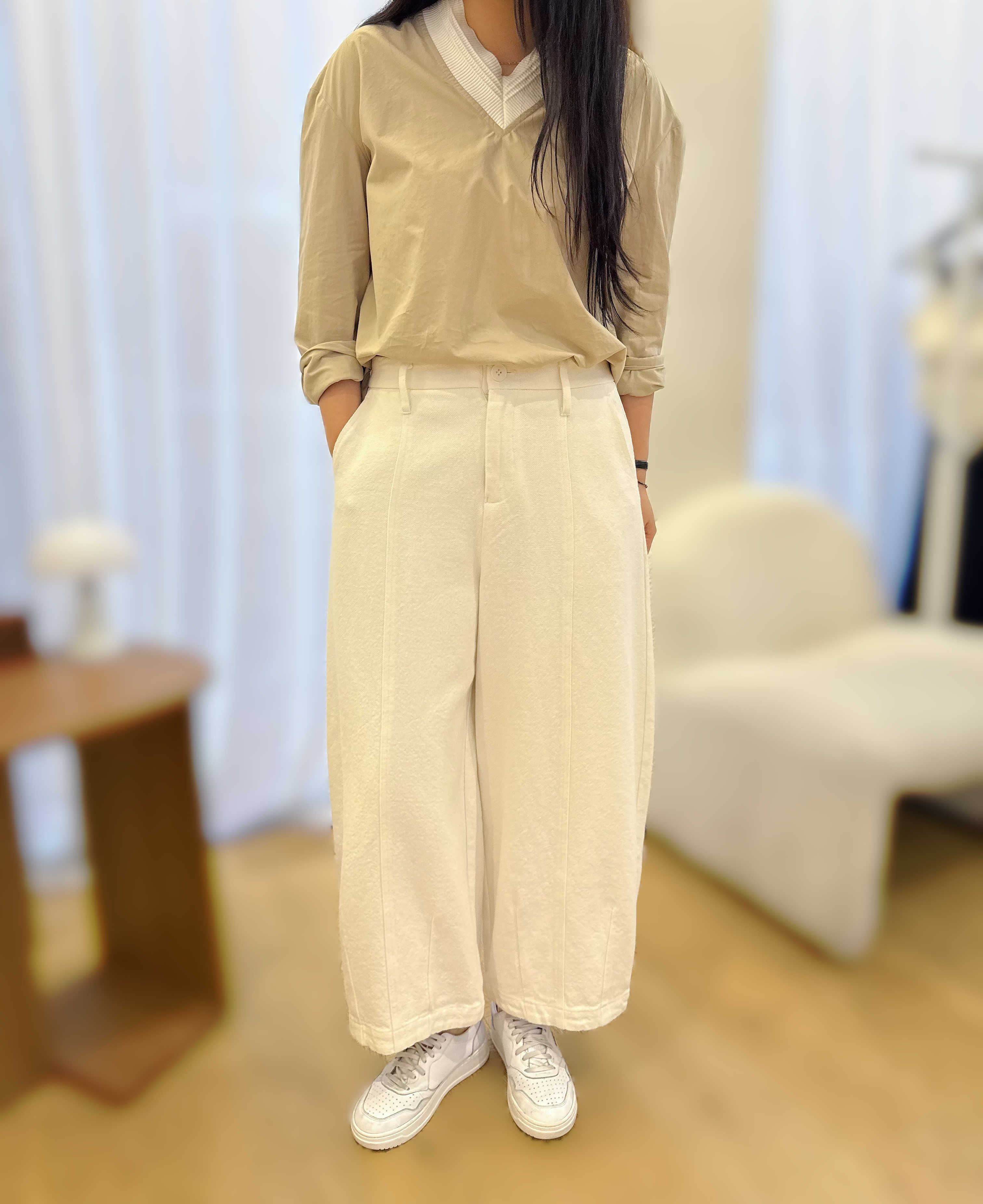 【限量 白 XL碼 】AQ14   白色9分褲   XL:腰31 HIP46 長36.5 $419