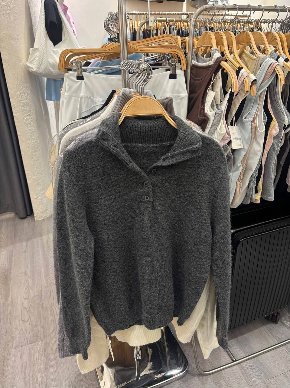 Button Collar Long Sleeve Knit