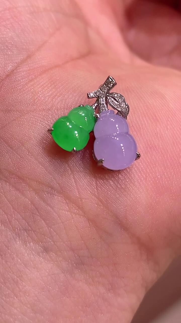 722333 翡翠雙彩葫蘆